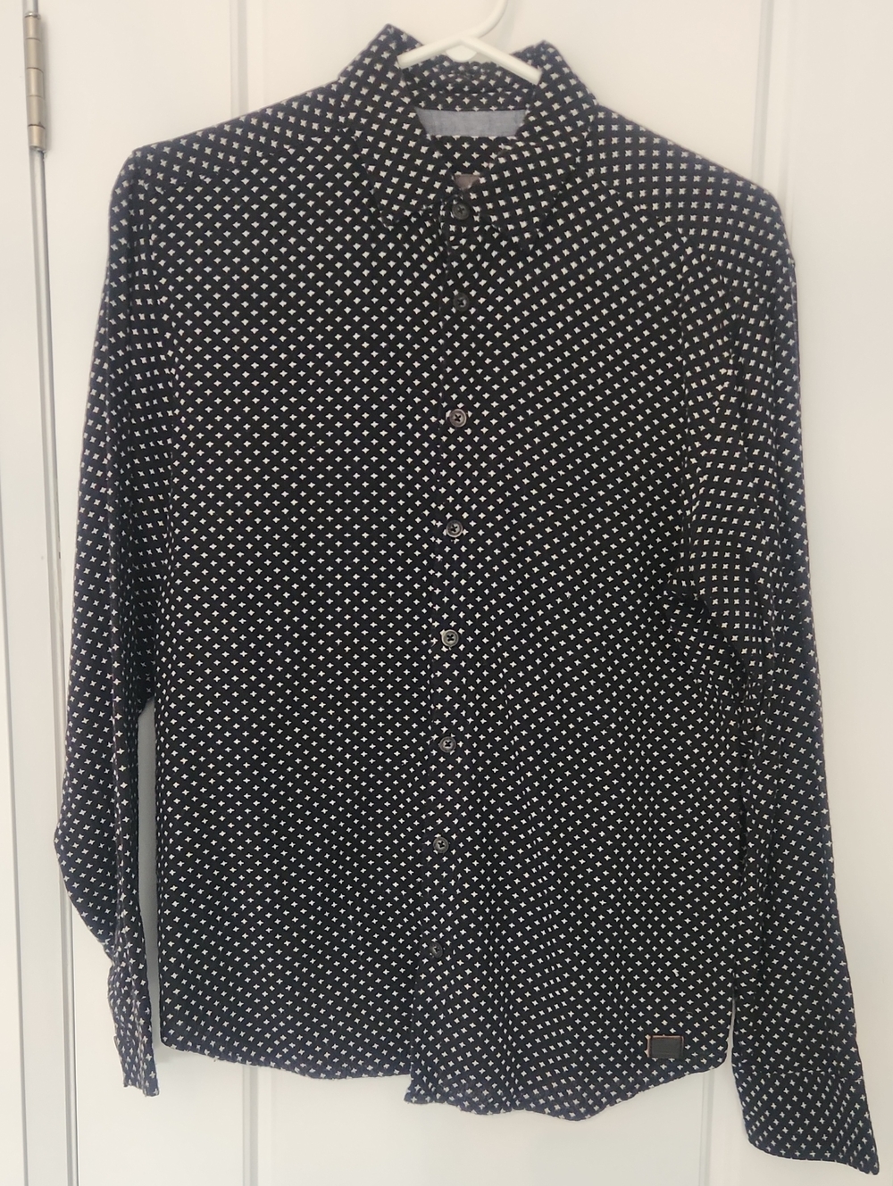 Men's Black Button-Up Shirt with White Stitched Pattern